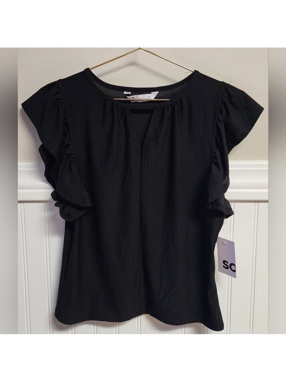 SO Goods For Life Cut Out Flutter Sleeve Top XS - New With Tags